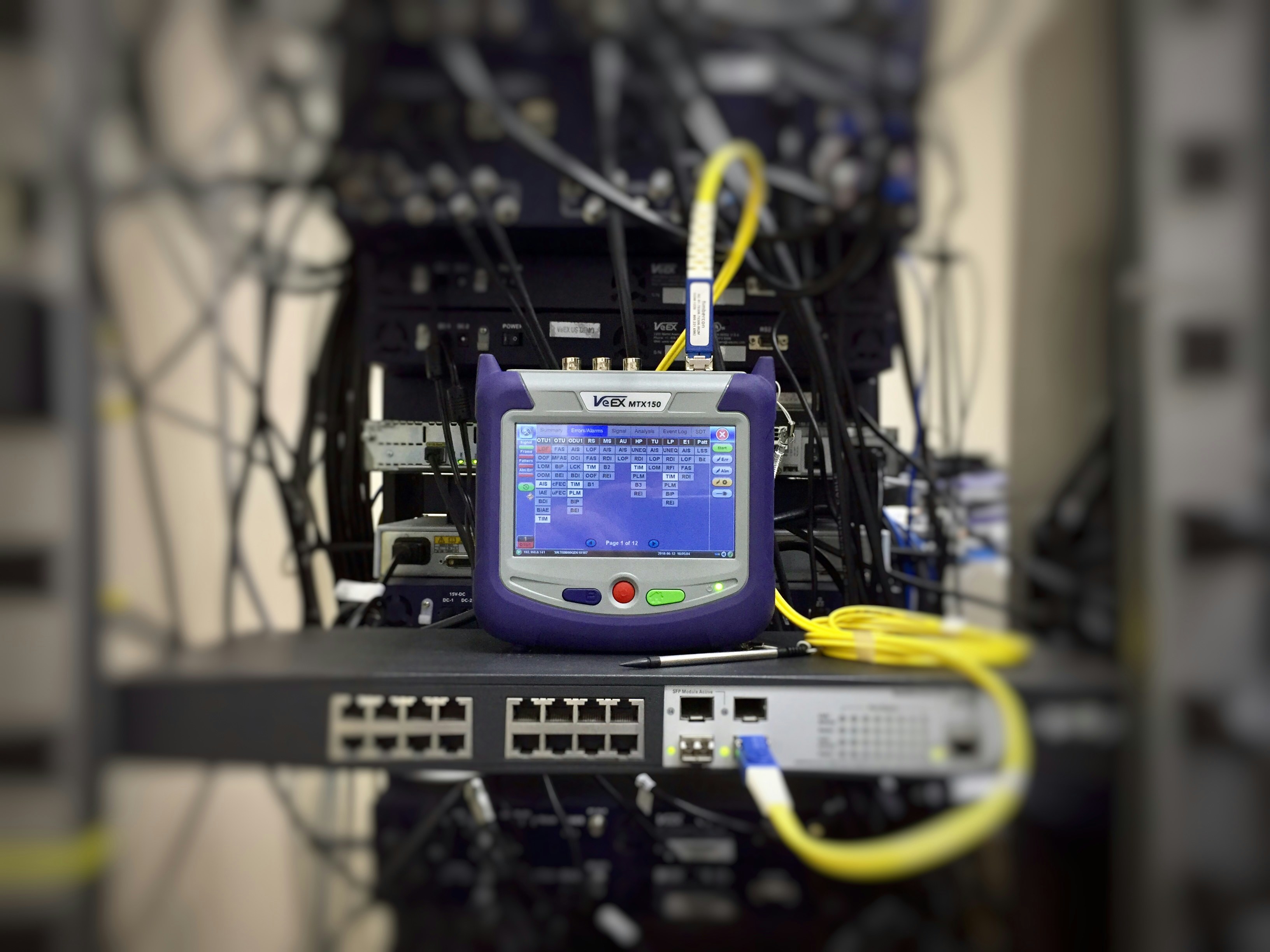 لینک‌های رادیویی VHF و HF